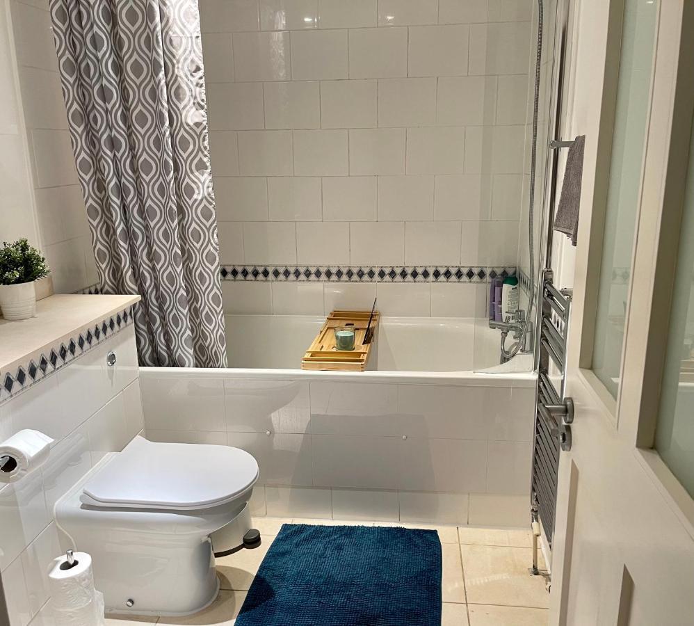 Mapesbury Dell Apartment Лондон Екстер'єр фото